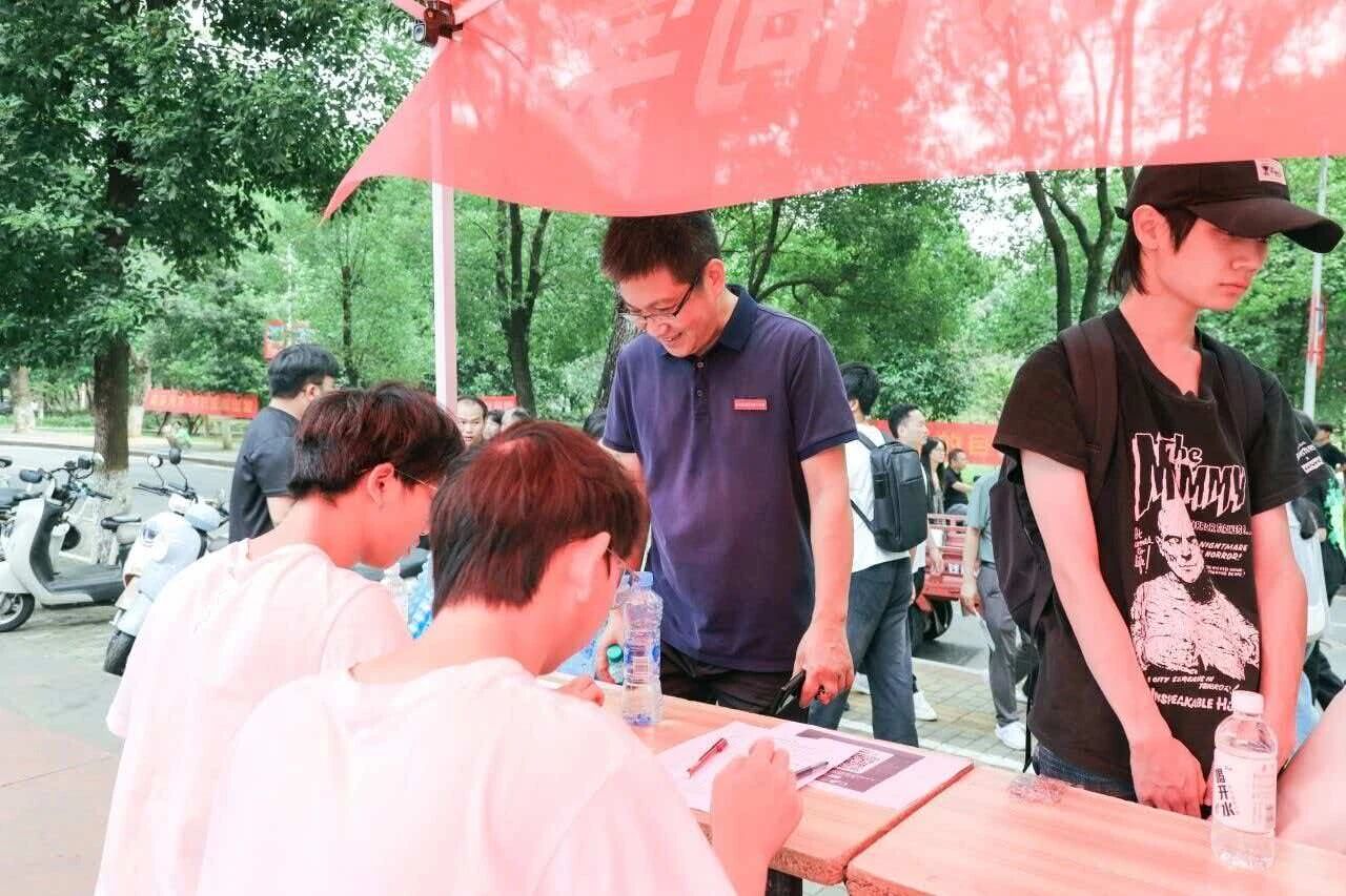微信图片_2026-09-30_212829_534.jpg